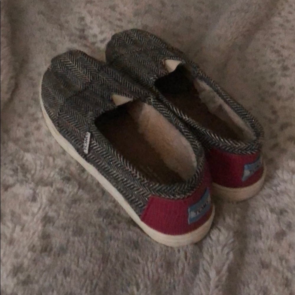 Toms